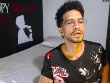 Freechat dostoyrodia_34 on Chaturbate