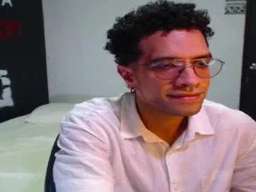 Freechat dostoyrodia_34 on Chaturbate