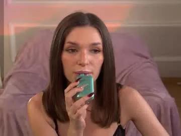 Freechat e_vvv_a on Chaturbate