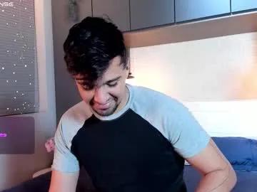 Freechat edward_maxx on Chaturbate