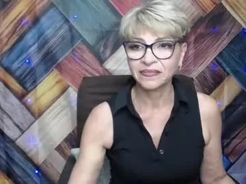 Freechat ellabonito on Chaturbate