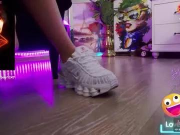 Freechat feetvibe on Chaturbate