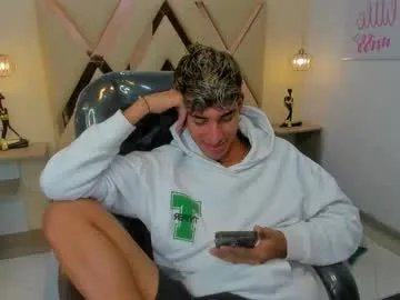 Freechat ferphoenix_ on Chaturbate