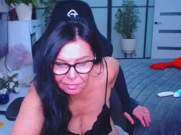 Freechat hairypussygranny on Chaturbate