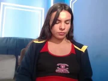 Freechat hanna13_ on Chaturbate