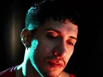 Freechat hotlatinking on Chaturbate