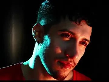 Freechat hotlatinking on Chaturbate