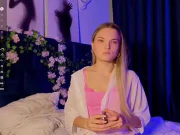 janewirtz — GOAL: I feel a bit shy... but I want to try my first soft dance for you [35 tokens remaining]   Hi, I'm Alice #new #shy  #teen #cute #blonde  girl ^_^ Here i wanna find good chat and fun hehe  :3
