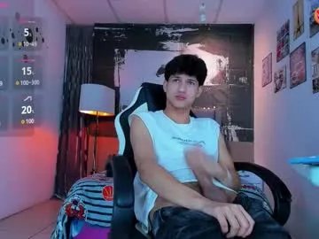 jason_graeats1 — GOAL: Remove shirts [100 tokens remaining] Welcome to my room! #twink #bigcock #lovense #18 #new