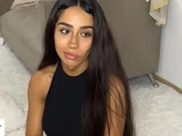 Freechat julia_mendes on Chaturbate