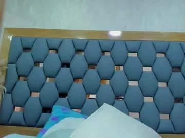 Freechat juliette_pretty_ on Chaturbate