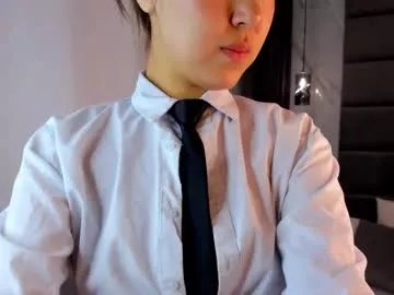 Freechat kellyy_bern on Chaturbate