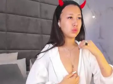 Freechat kellyy_bern on Chaturbate