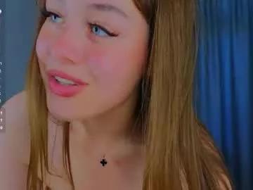 Freechat kristigroune on Chaturbate