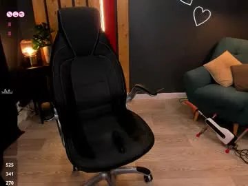 Freechat kristy_rayyy on Chaturbate