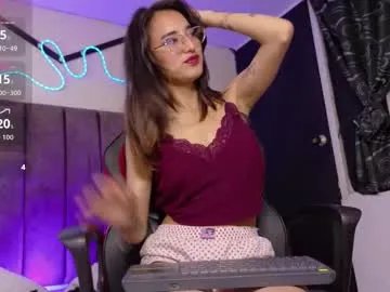 Freechat lily_beet on Chaturbate