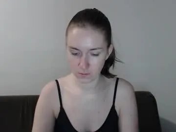 Freechat lily_love_x on Chaturbate