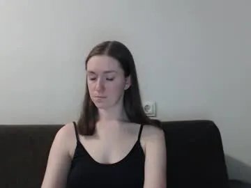 Freechat lily_love_x on Chaturbate
