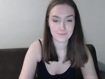Freechat lily_love_x on Chaturbate
