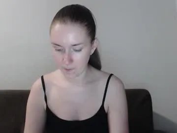 Freechat lily_love_x on Chaturbate