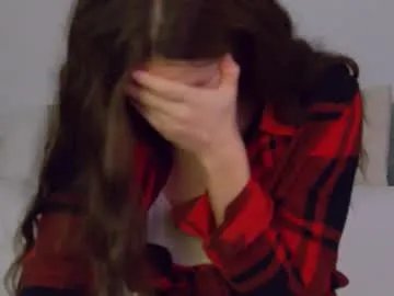 Freechat lilyroselyn on Chaturbate