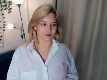 Freechat little__caprice on Chaturbate