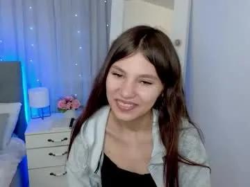 little__lunaa on Chaturbate