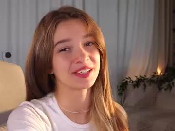 Freechat little_poetry on Chaturbate