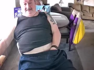 Freechat littled83057 on Chaturbate