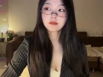 Freechat liunana on Chaturbate