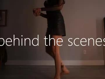 Freechat lizmreow on Chaturbate