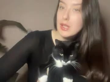 Freechat loladom on Chaturbate