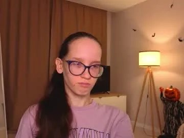 Freechat lynettebails on Chaturbate