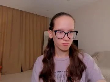 Freechat lynettebails on Chaturbate