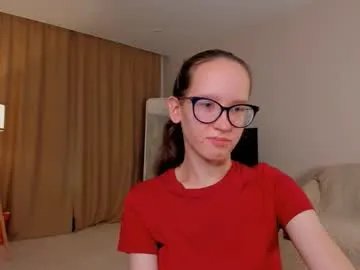Freechat lynettebails on Chaturbate