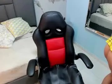 Away madisonclain on Chaturbate