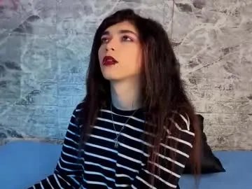 Freechat maevekuro on Chaturbate