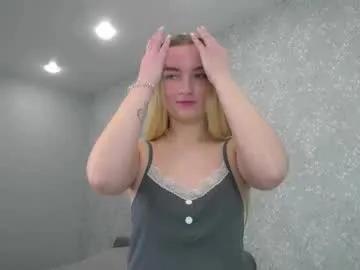 Freechat mary_laand on Chaturbate