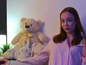 maryhart_ — lick your fingers [25 tokens left] Will you help me undress after a long day? #new #shy #18 #teen #natural
