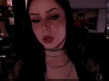 Freechat melanielipps on Chaturbate