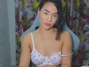 mia___lunaa on Chaturbate