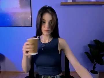 mia_starrr_ on Chaturbate