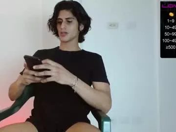 Freechat mike_d1030 on Chaturbate