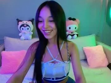 Freechat mooniejin on Chaturbate
