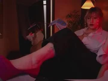 Freechat morvelyn on Chaturbate