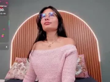 Freechat nayecloud on Chaturbate