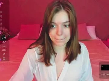 Freechat nicky_r0se on Chaturbate
