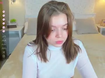 Freechat nicky_r0se on Chaturbate