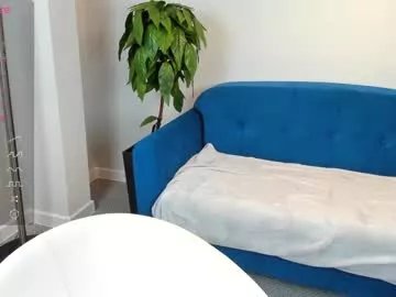 Freechat nicky_r0se on Chaturbate