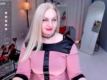 nina_deville on Chaturbate 